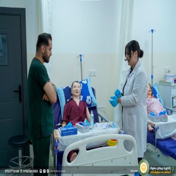 إجراء الامتحانات العملية لمادة الفسلجة البشرية في كلية الصيدلة